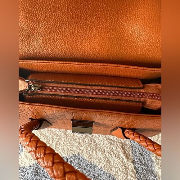 Brown shoulder bag with second handles - Picture 6 of 11